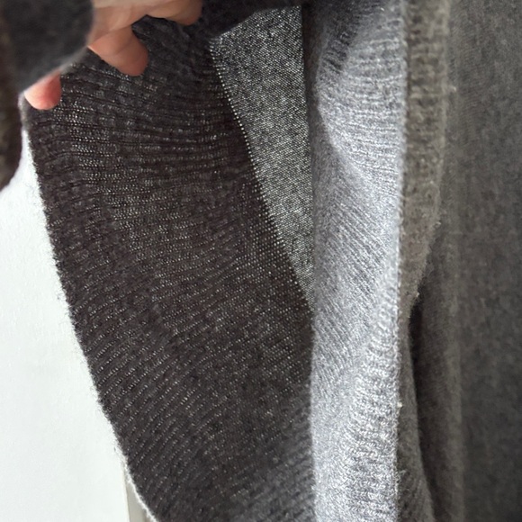 Lands’End Grey Cashmere Poncho S/M - Picture 6 of 8